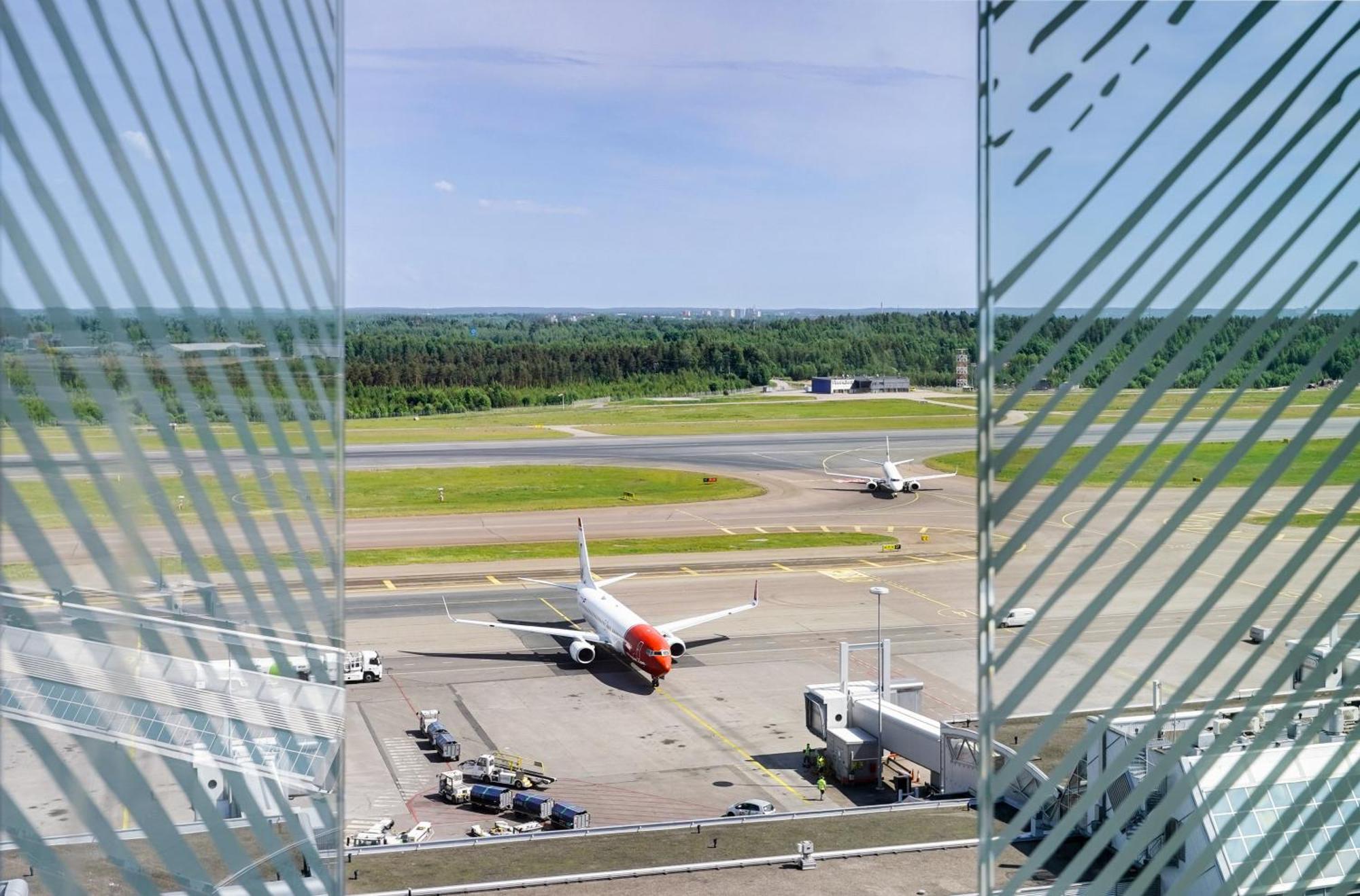 Clarion Hotel Helsinki Airport Вантаа Екстер'єр фото
